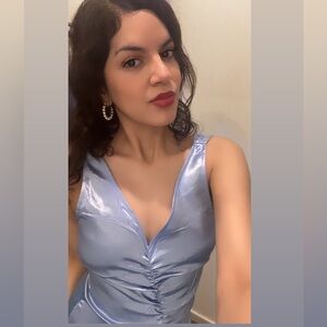 Meet your seller! Hi I’m Michelle 🫶🏻